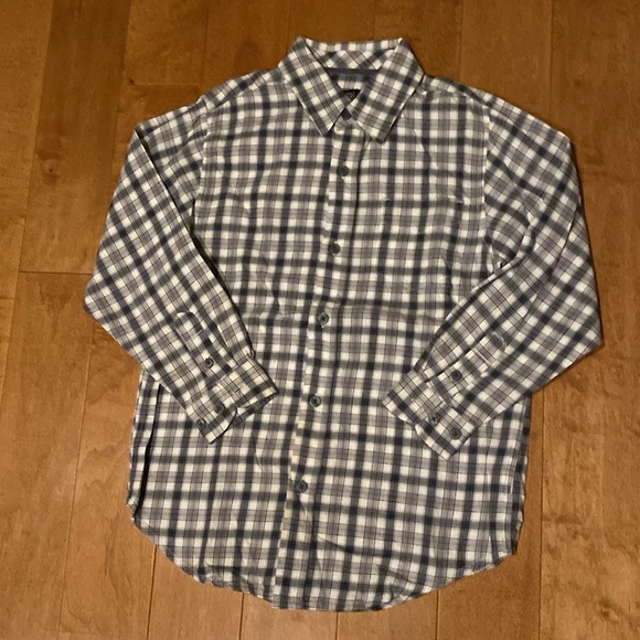 BOYS SWEATERS LONG SLEEVES VEST MIXED TOP LOT SZ 7/8 - Picture 6 of 11